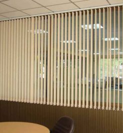 RÈM SÁO LÁ DỌC GIÁ RẺ HCM