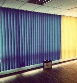 RÈM LÁ DỌC CHỐNG CHÁY