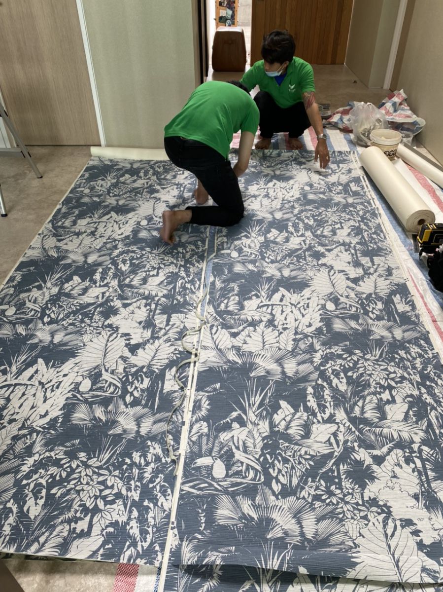 dán tường giấy nhật